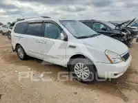 2011 KIA Sedona фото
