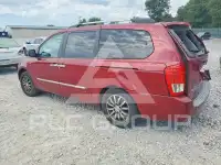 2011 KIA Sedona фото
