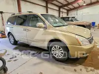 2011 KIA Sedona photo