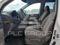 2011 KIA Sedona photo