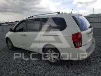 2011 KIA Sedona photo