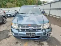 2011 Ford ESCAPE photo