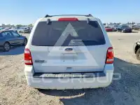 2011 Ford ESCAPE photo