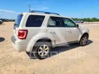 2011 Ford ESCAPE photo