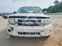 2011 Ford ESCAPE photo
