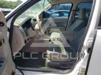 2011 Ford ESCAPE photo
