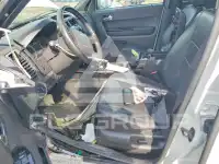 2011 Ford ESCAPE photo