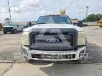 2011 Ford F-550 фото