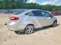 2011 Ford FIESTA photo