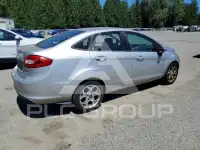 2011 Ford FIESTA фото