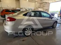 2011 Ford FIESTA фото