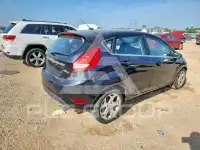 2011 Ford FIESTA photo