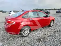 2011 Ford FOCUS photo