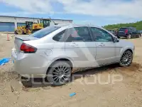 2011 Ford FOCUS photo