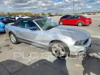 2011 Ford MUSTANG фото
