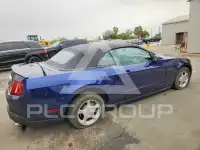 2011 Ford MUSTANG фото