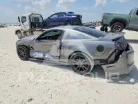 2011 Ford MUSTANG фото