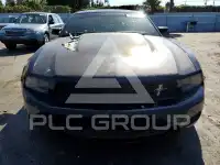 2011 Ford MUSTANG photo