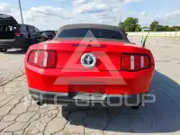 2011 Ford MUSTANG фото