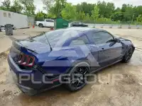 2011 Ford MUSTANG photo