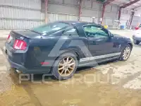 2011 Ford MUSTANG фото
