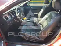 2011 Ford MUSTANG photo