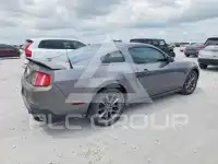 2011 Ford MUSTANG фото