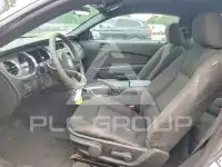 2011 Ford MUSTANG photo