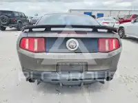 2011 Ford MUSTANG фото