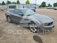2011 Ford MUSTANG photo