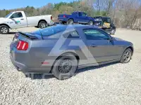2011 Ford MUSTANG фото
