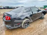 2011 Ford MUSTANG фото