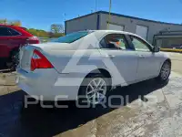 2011 Ford FUSION фото