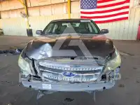 2011 Ford TAURUS photo