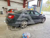 2011 Ford TAURUS photo