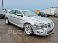 2011 Ford TAURUS photo