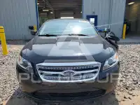2011 Ford TAURUS фото