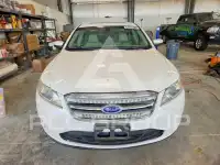 2011 Ford TAURUS photo