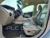 2011 Ford TAURUS фото