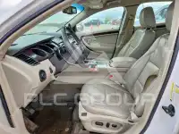 2011 Ford TAURUS фото