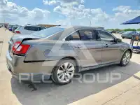 2011 Ford TAURUS фото