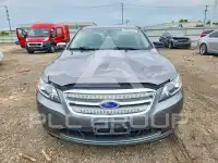 2011 Ford TAURUS фото