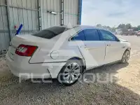 2011 Ford TAURUS фото