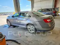2011 Ford TAURUS фото