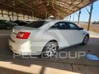 2011 Ford TAURUS фото