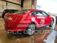 2011 Ford TAURUS фото