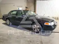 2011 Ford CROWN фото