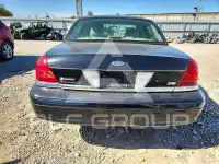 2011 Ford CROWN photo