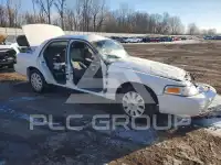 2011 Ford CROWN фото