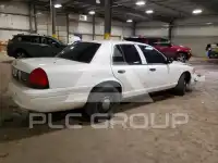 2011 Ford CROWN photo